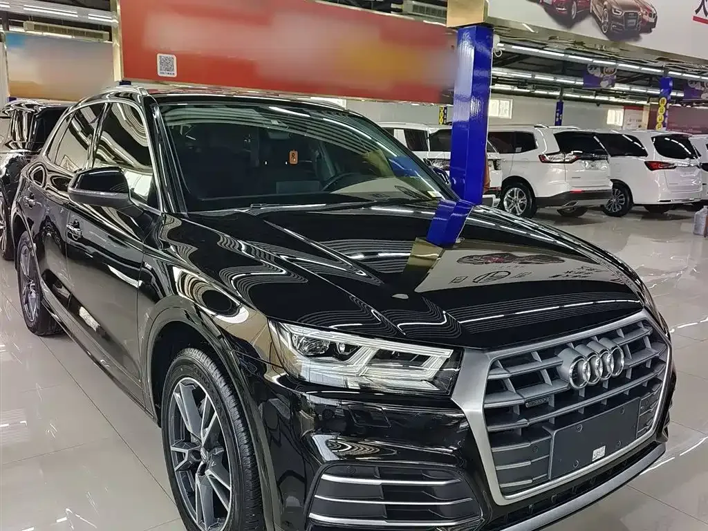 Audi Q5L 2021 из CN, фото 4