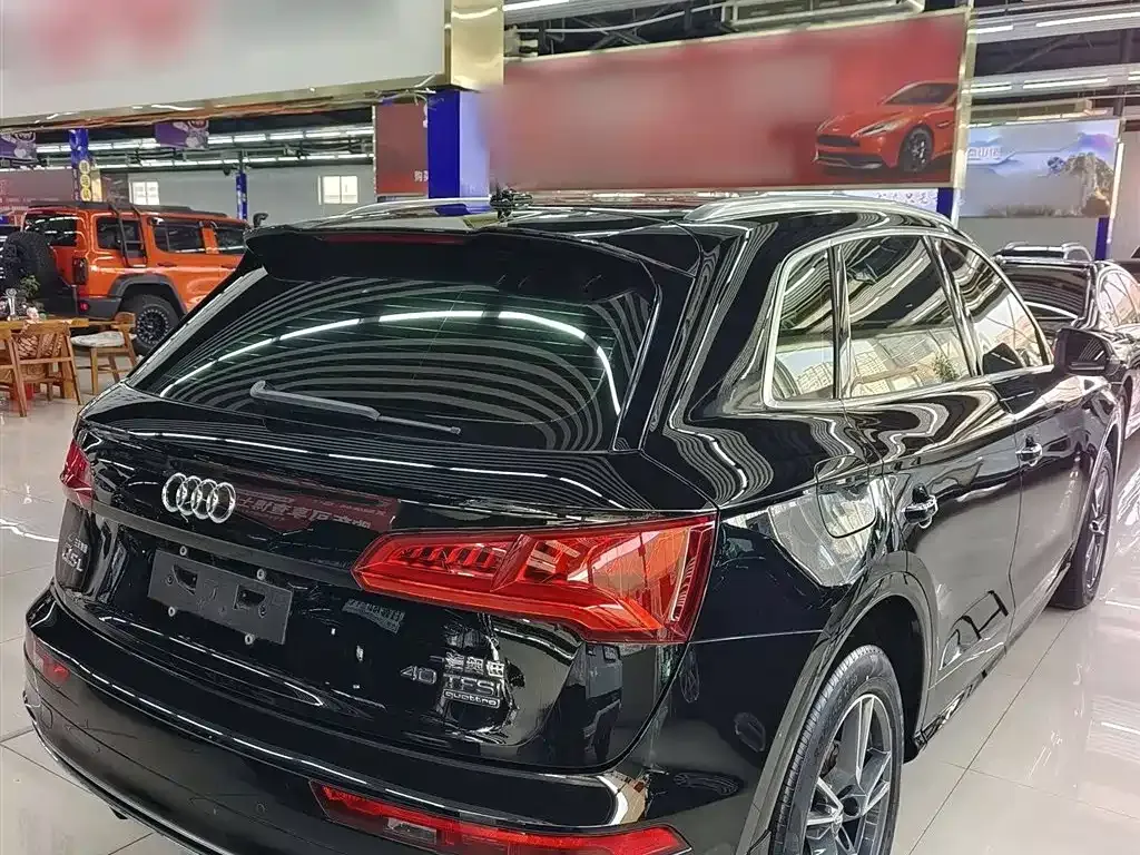 Audi Q5L 2021 из CN, фото 5