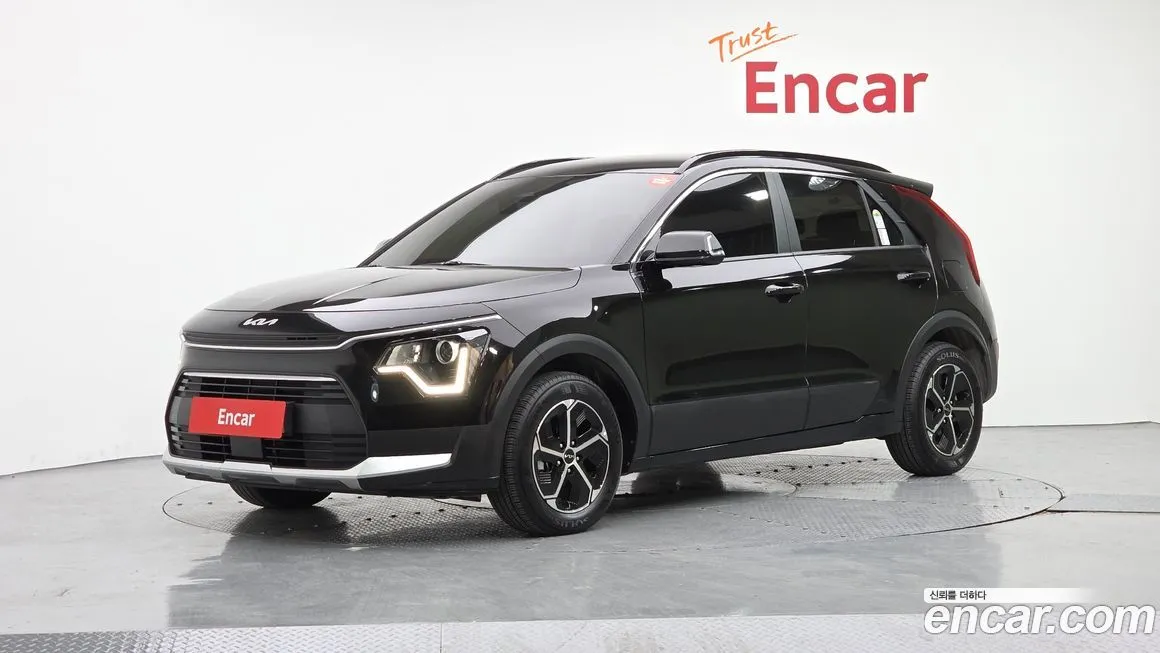 Kia Niro — фото 1