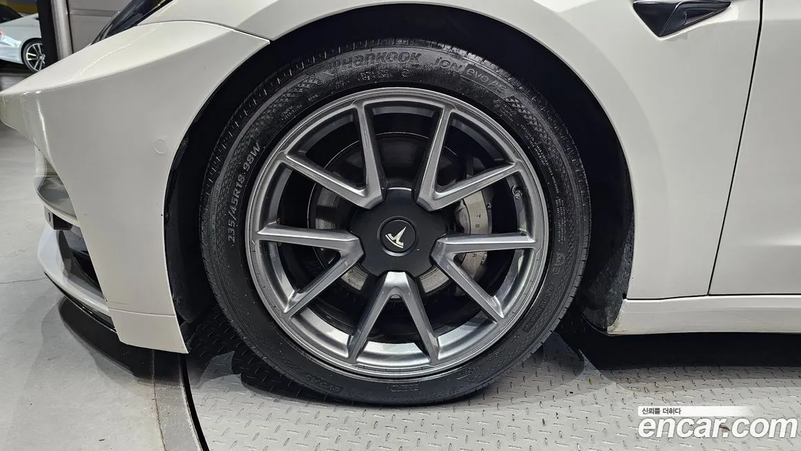 Tesla Model 3 2022 из KR, фото 5