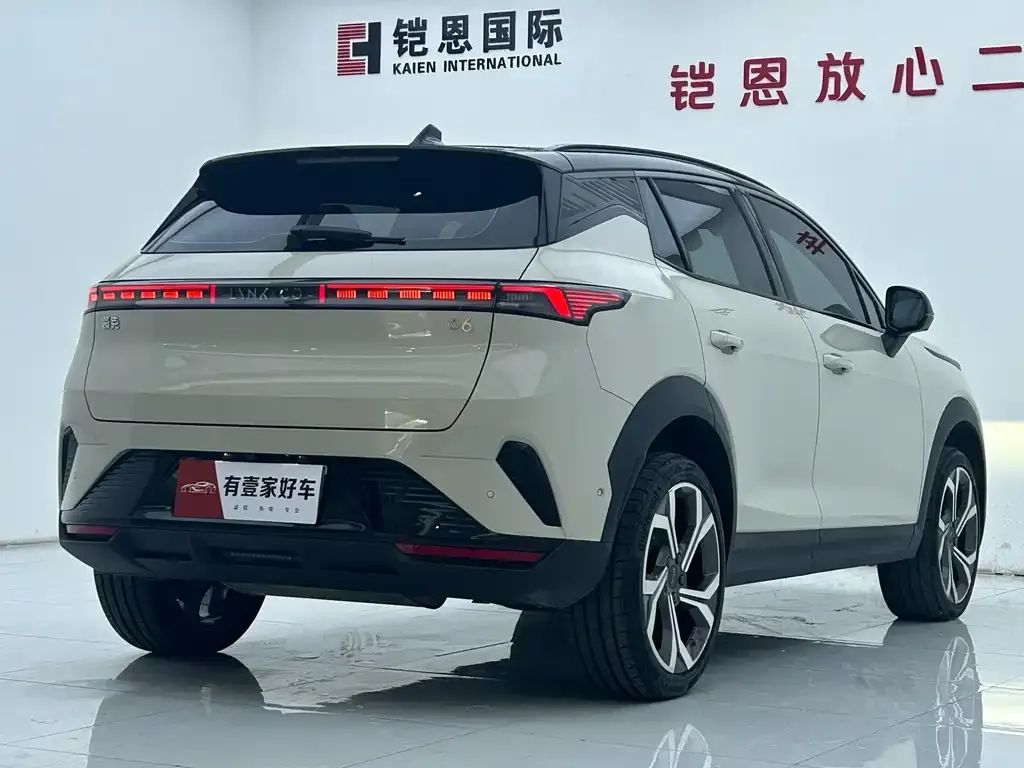 Lynk & Co 06 2024 из CN, фото 4