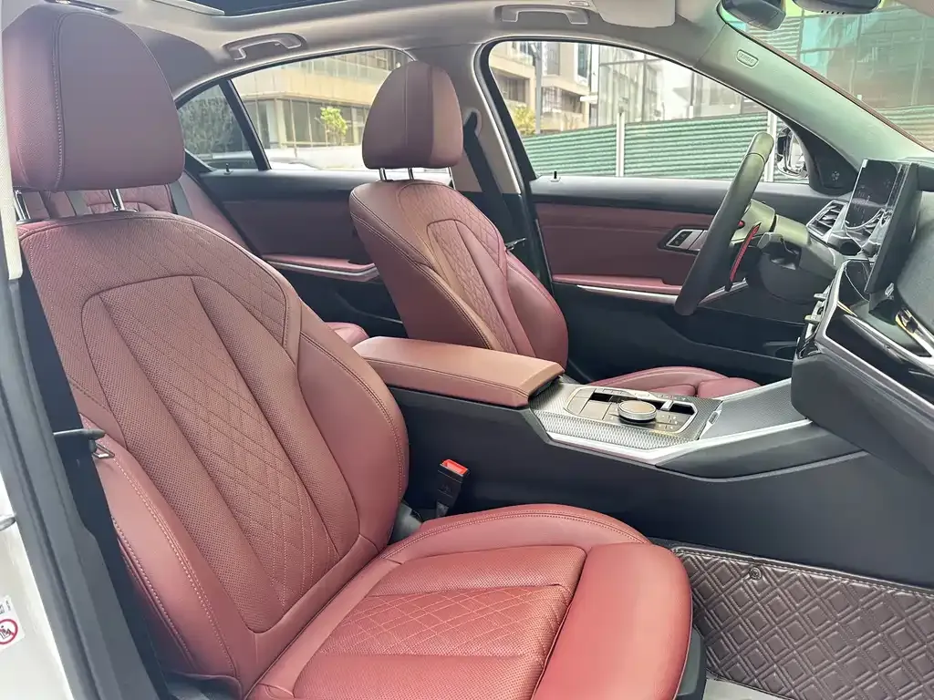 BMW 3 Series 2023 из CN, фото 10