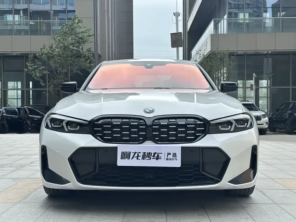 BMW 3 Series 2023 из CN, фото 2