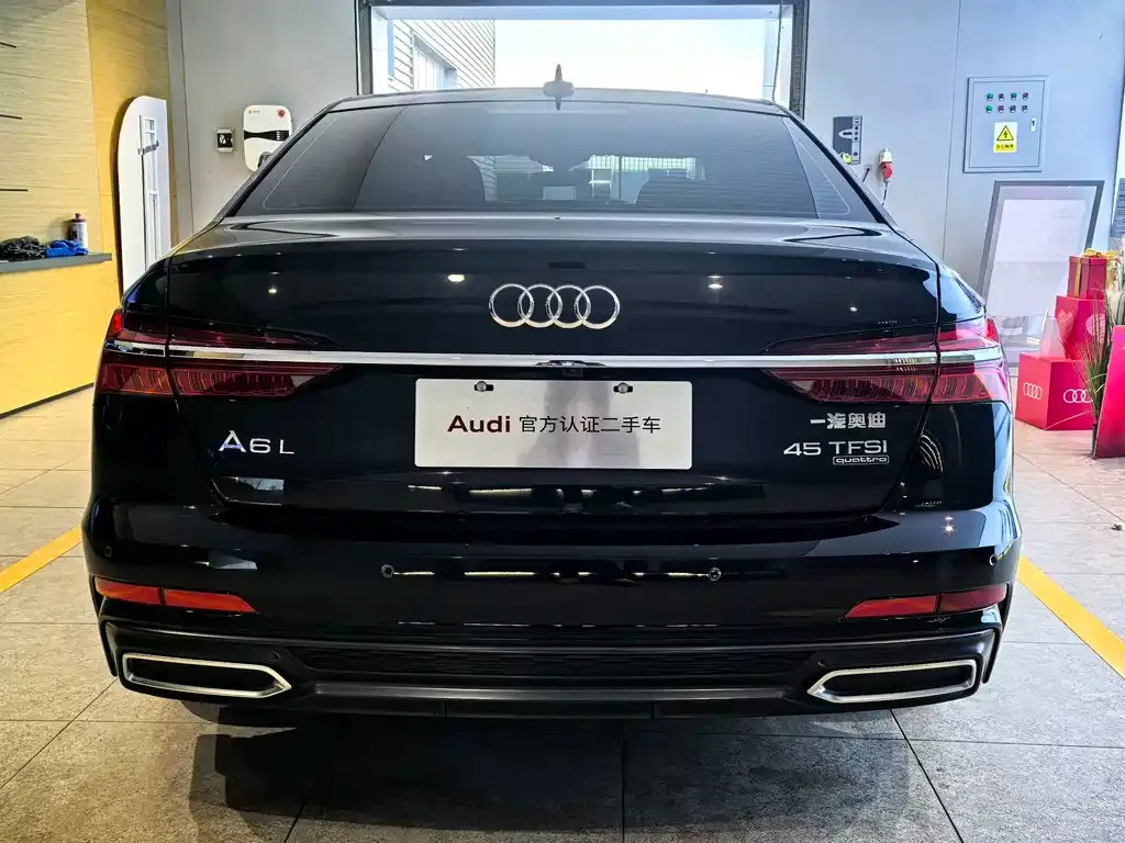 Audi A6L — фото 6