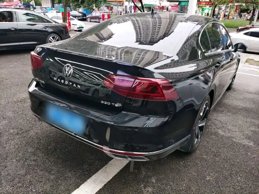 Volkswagen Magotan 2023 из CN, фото 9