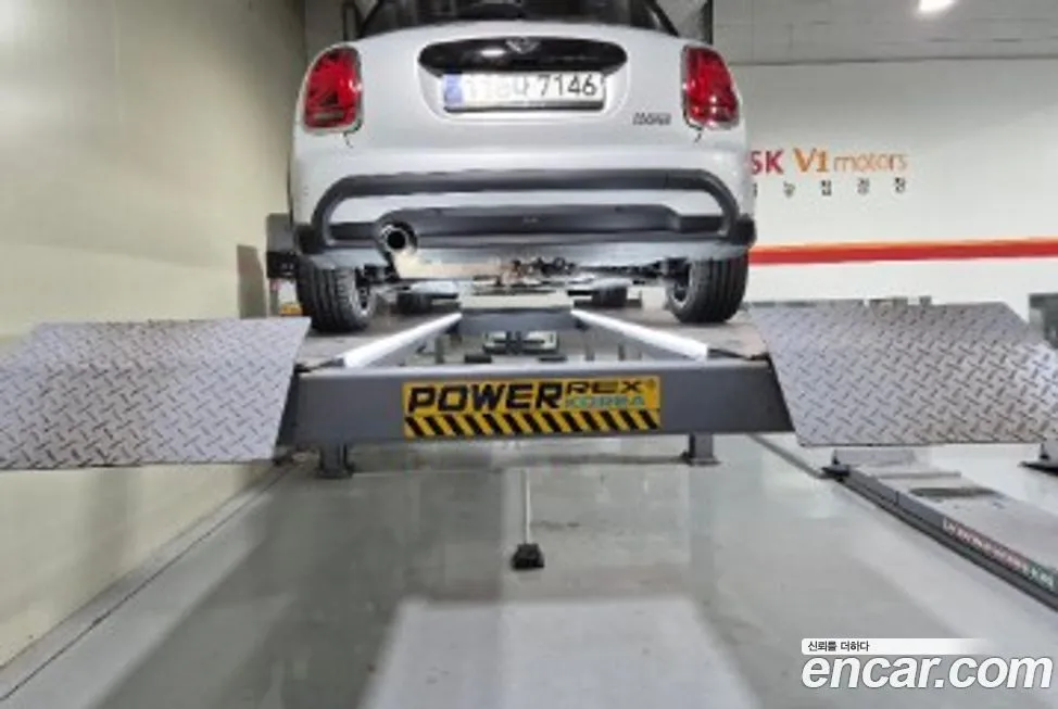 Mini Cooper 2022 из KR, фото 2