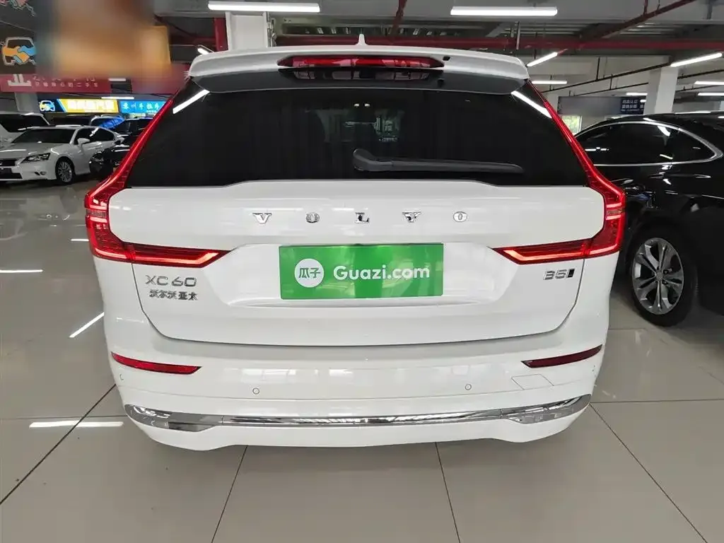 Volvo XC60 2024 из CN, фото 6