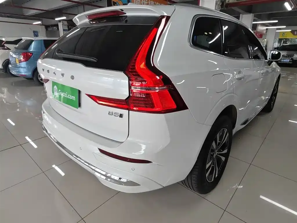Volvo XC60 2024 из CN, фото 7