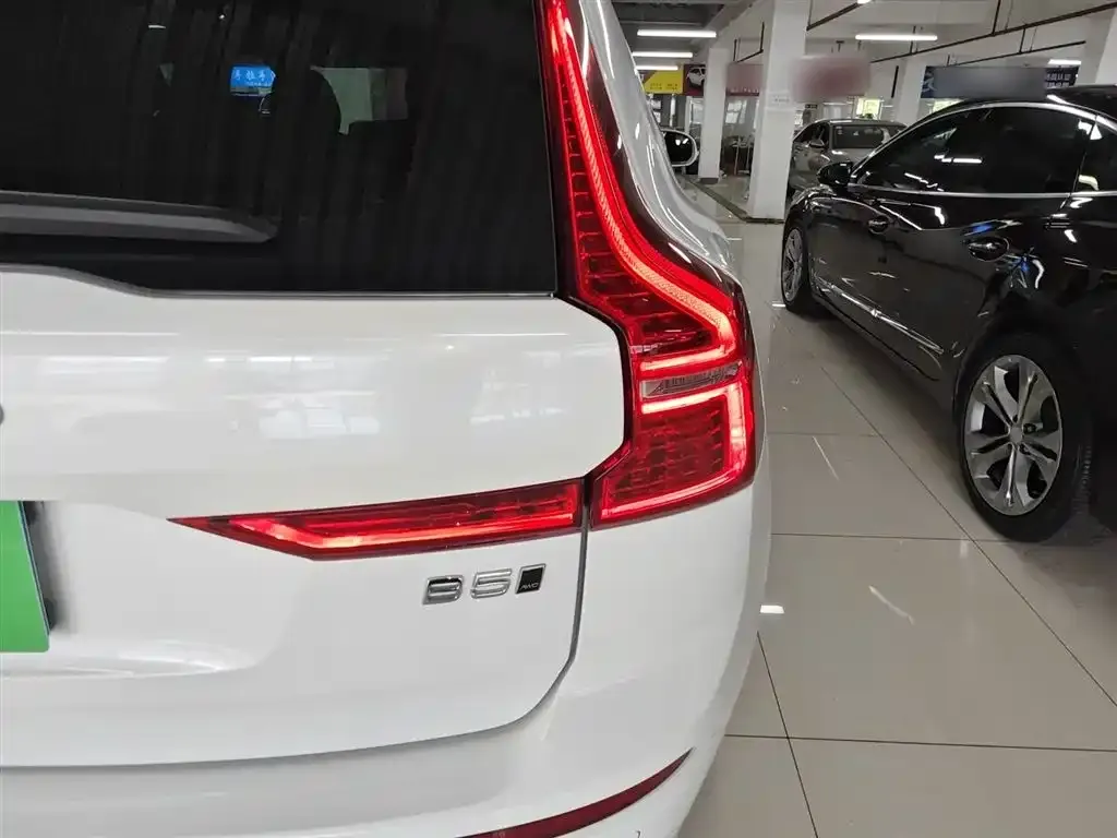 Volvo XC60 2024 из CN, фото 8