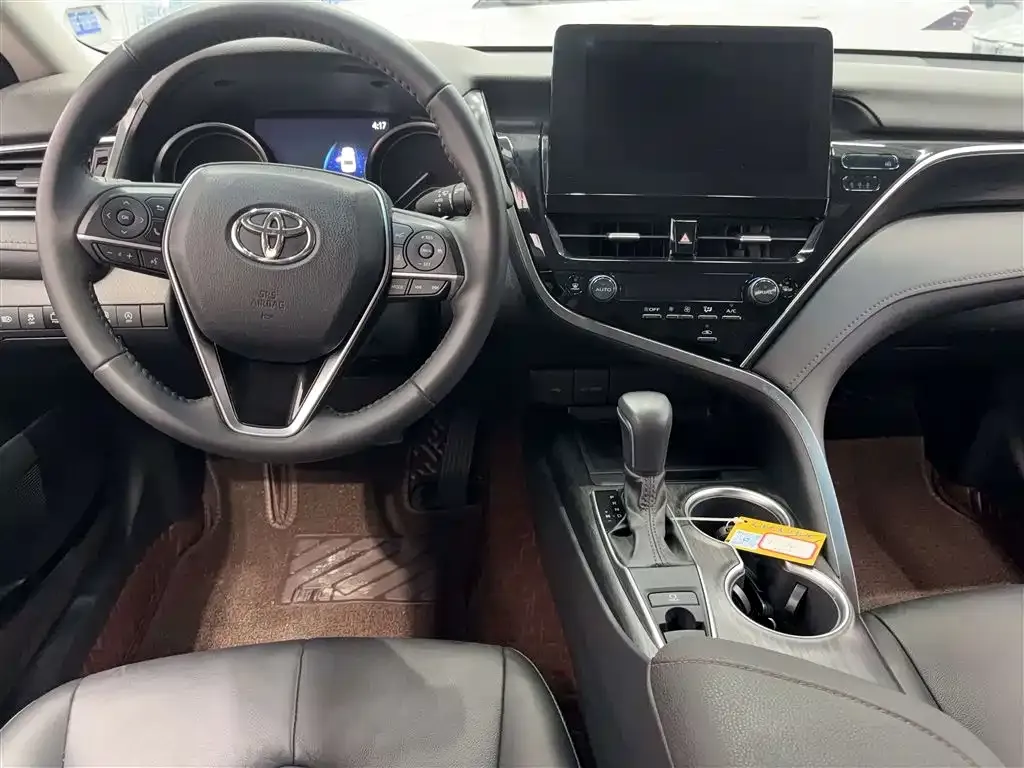 Toyota Camry 2023 из CN, фото 9