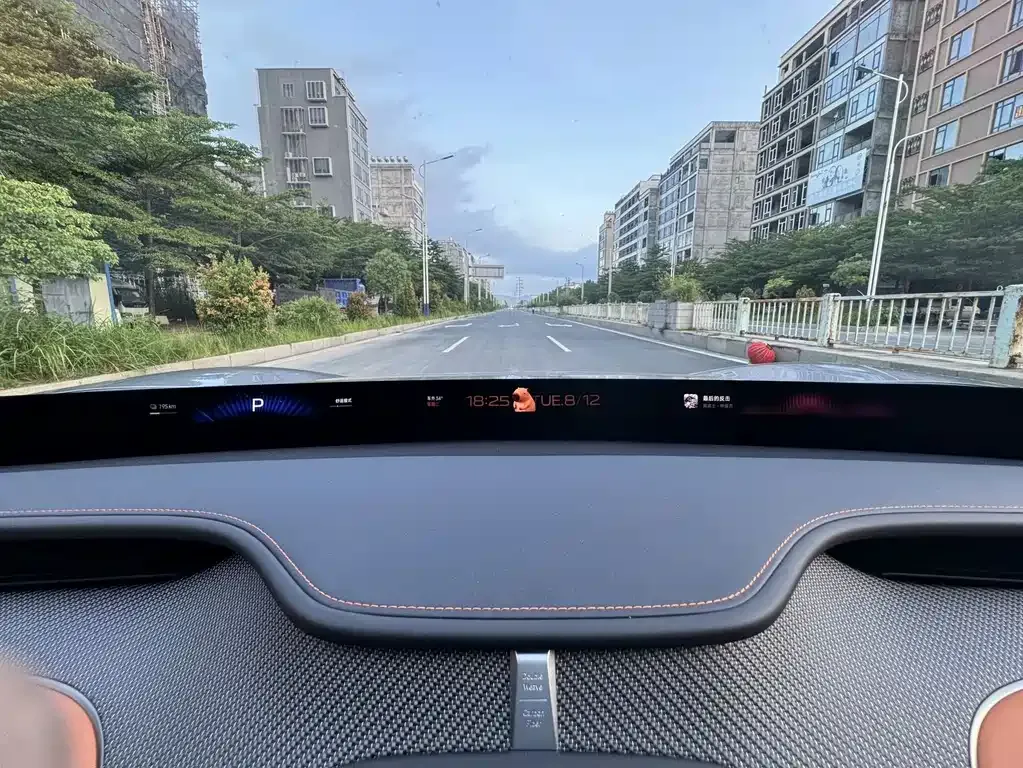 Xiaomi YU7 2025 из CN, фото 7