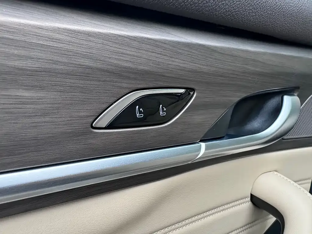 Geely Xingyue L 2024 из CN, фото 10