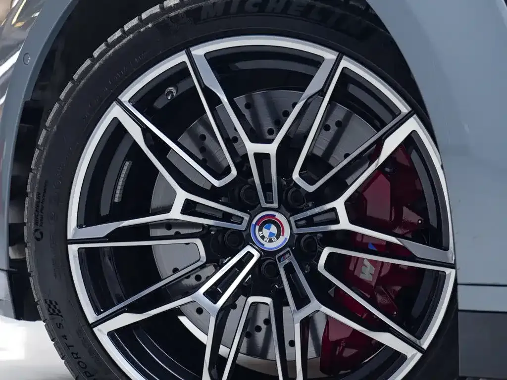 BMW M4 2024 из CN, фото 4