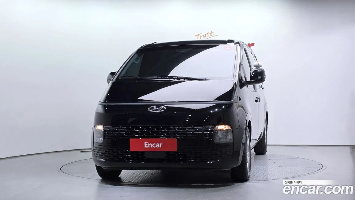 Hyundai Staria 2023 из KR, фото 3
