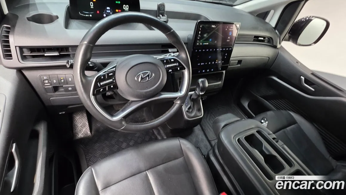 Hyundai Staria 2023 из KR, фото 7