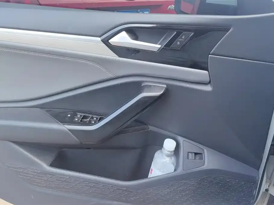 Volkswagen Sagitar 2021 из CN, фото 7