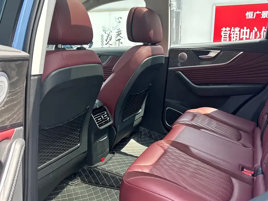 Hongqi HS5 2023 из CN, фото 8