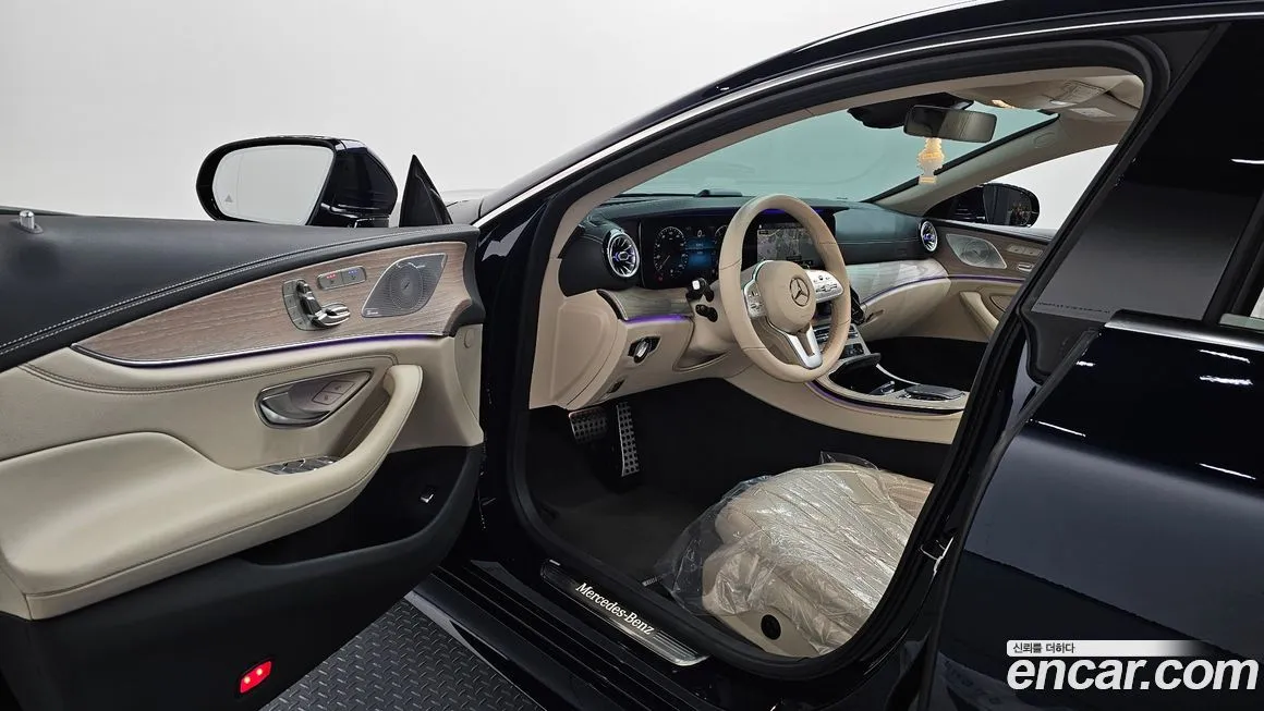 Mercedes-Benz CLS-Class — фото 10