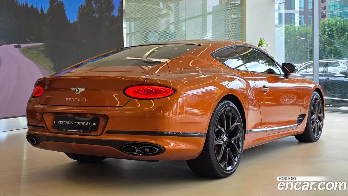 Bentley Continental 2024 из KR, фото 6