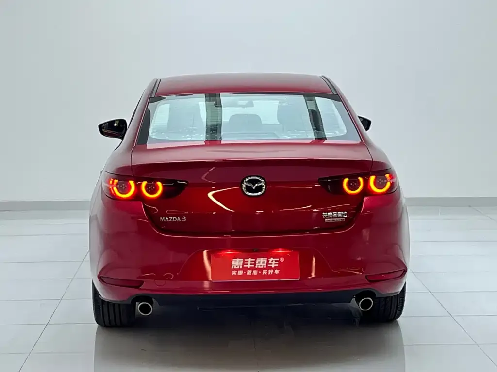 Mazda 3 Axela — фото 8