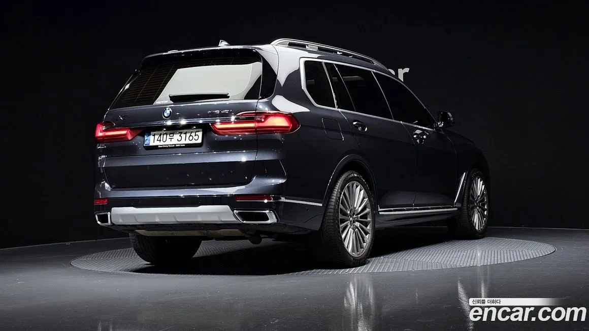BMW X7 — фото 2