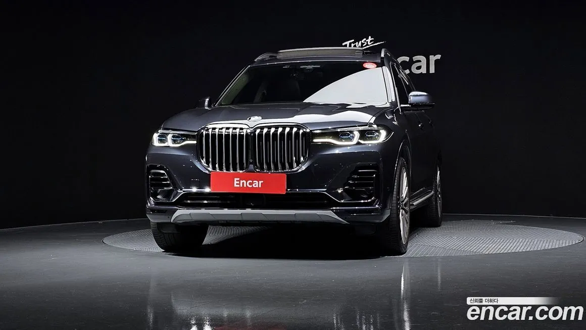 BMW X7 — фото 3