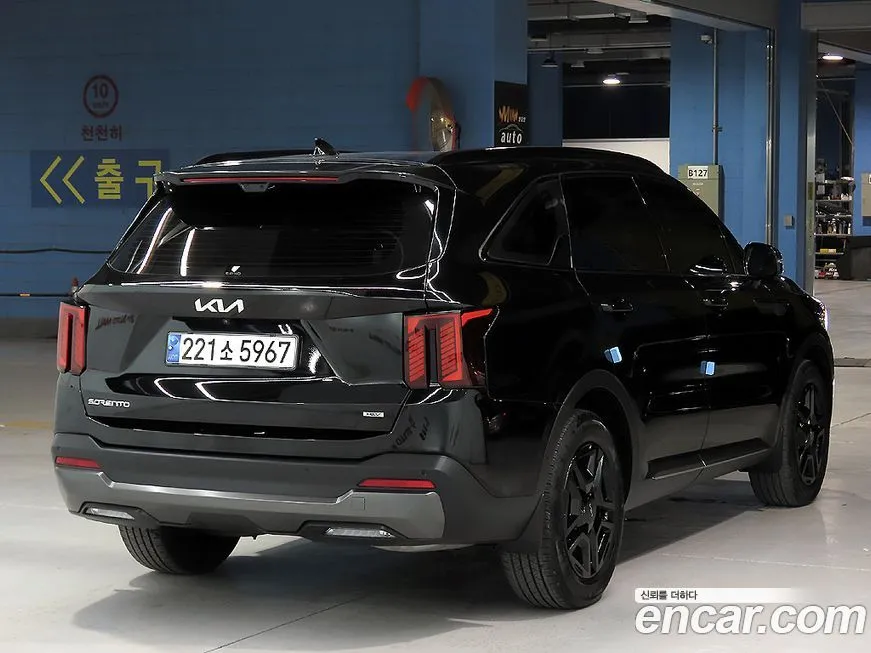 Kia Sorento — фото 4