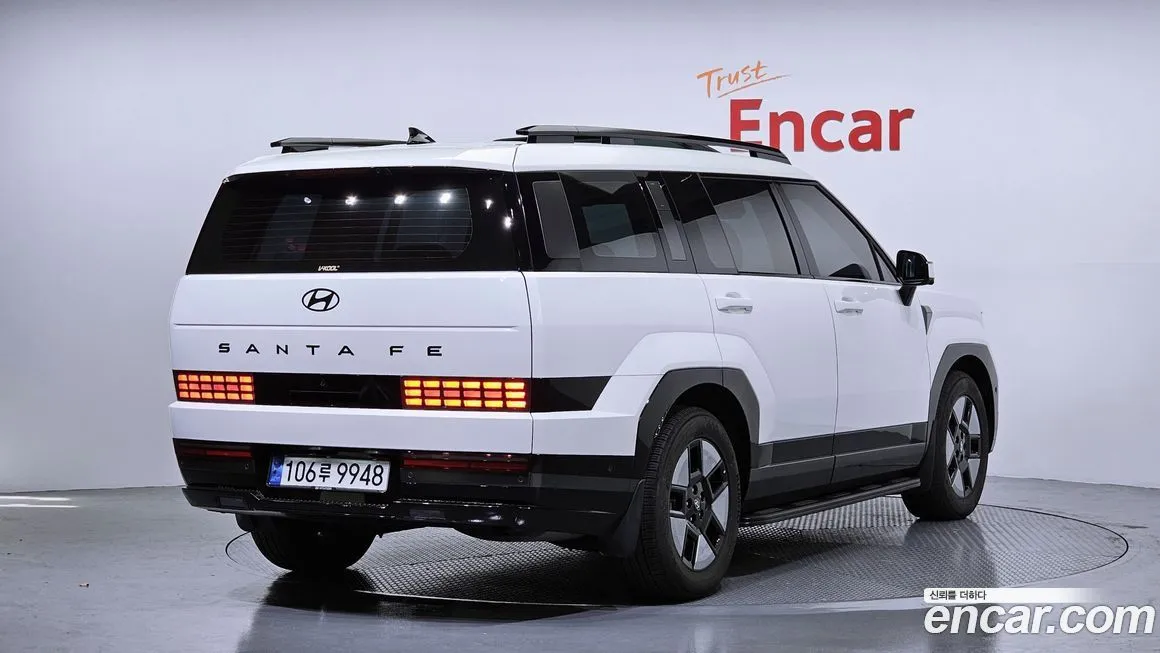 Hyundai Santafe — фото 1
