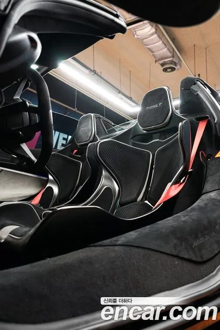 Mclaren 765LT 2022 из KR, фото 9