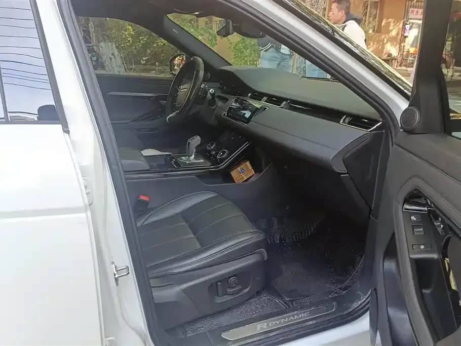 Land Rover Evoque 2021 из CN, фото 8