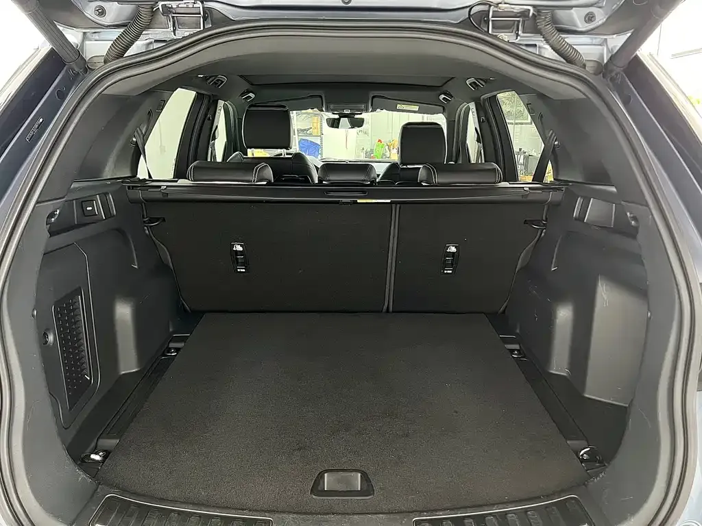 Land Rover Discovery Sport — фото 10