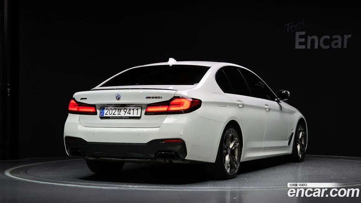 BMW 5-Series — фото 2