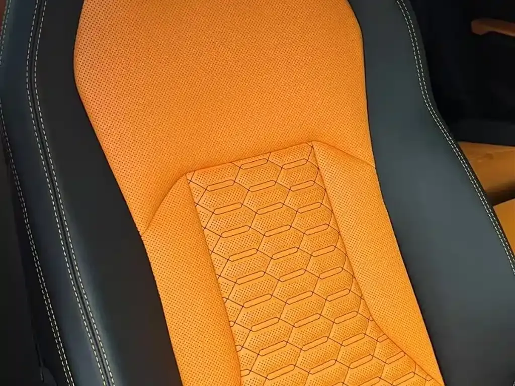 Lamborghini Urus 2021 из CN, фото 5