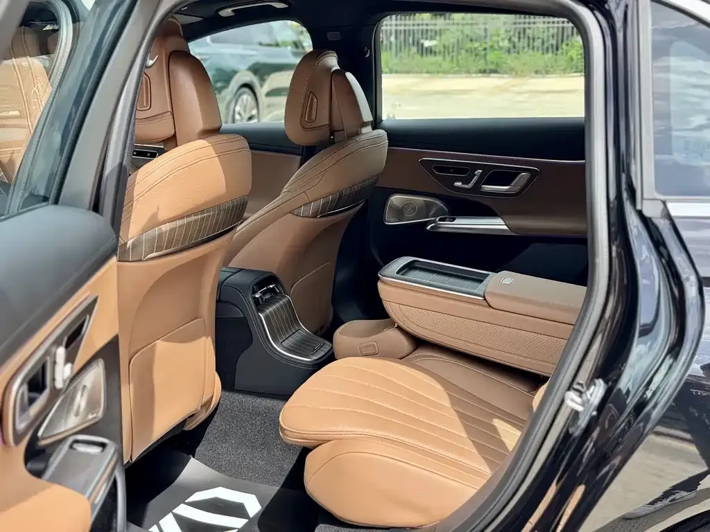 Mercedes-Benz E-Class 2024 из CN, фото 6