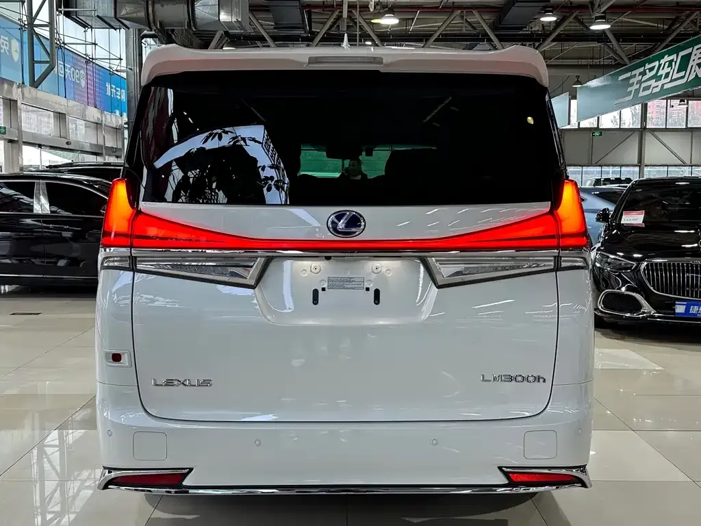 Lexus LM 2022 из CN, фото 5
