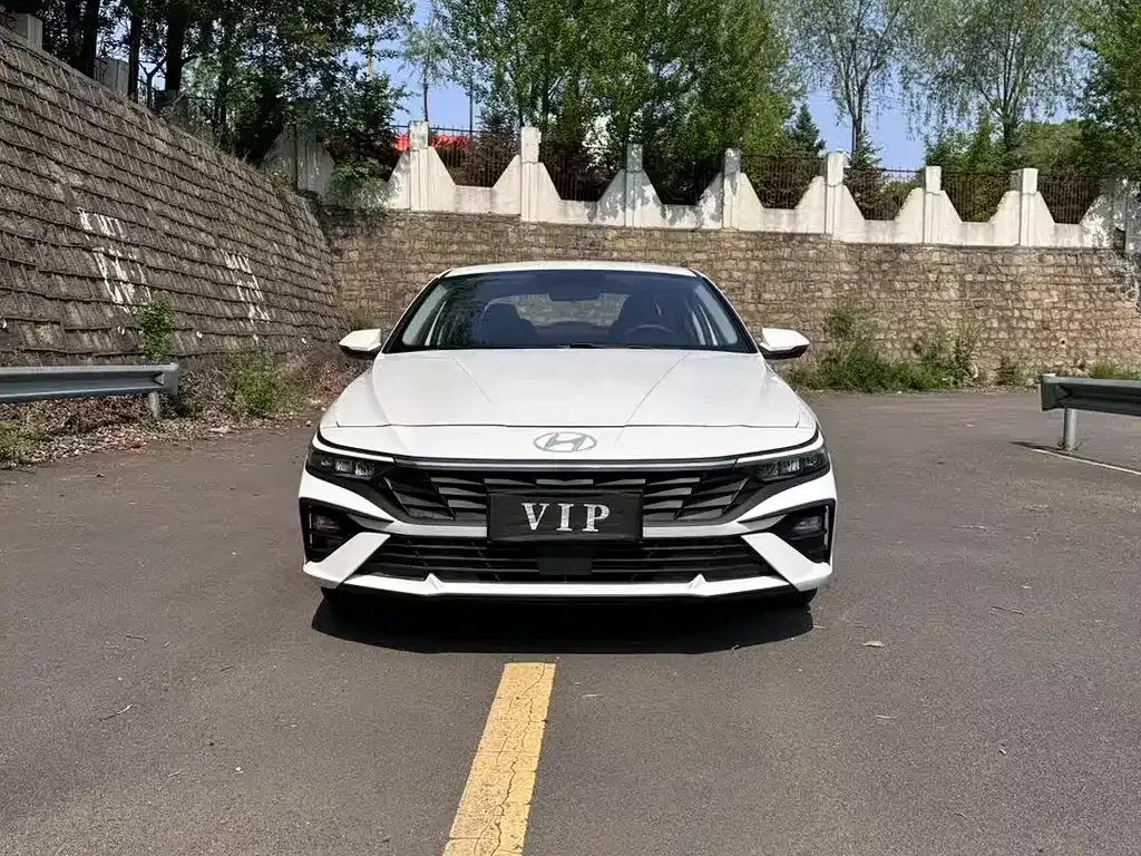 Hyundai Elantra 2024 из CN, фото 2