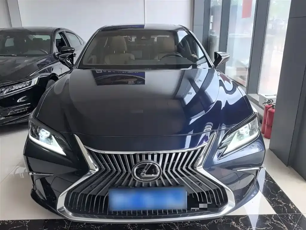 Lexus ES 2021 из CN, фото 3