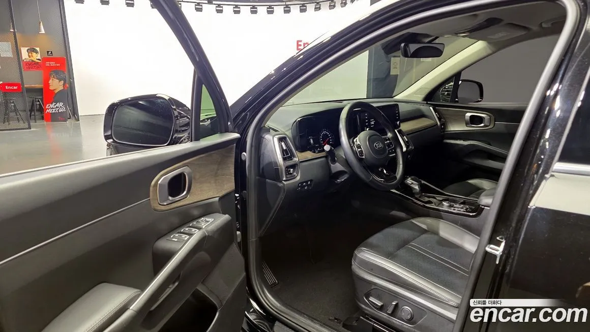 Kia Sorento — фото 10