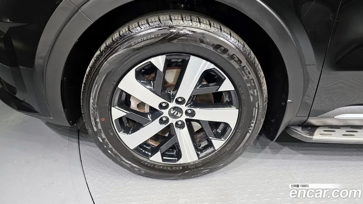 Kia Sorento — фото 5