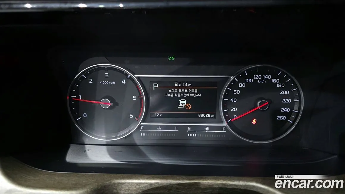 Kia Sorento — фото 8