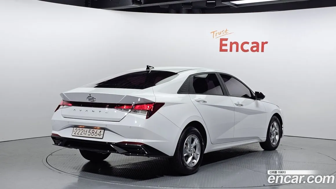 Hyundai AVANTE — фото 2