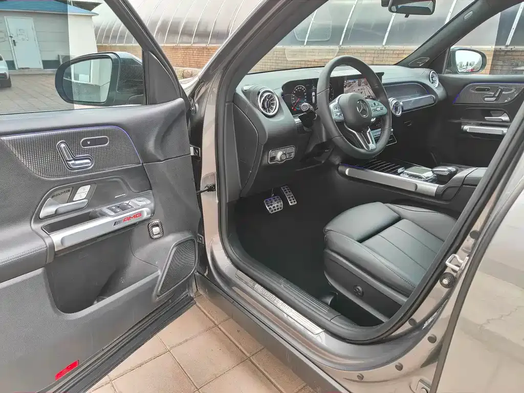 Mercedes-Benz GLB 2023 из CN, фото 7