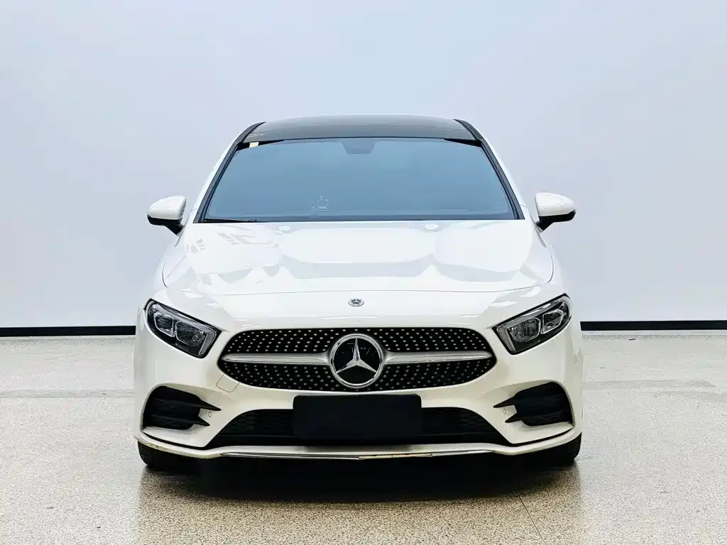 Mercedes-Benz A-Class (Import) 2023 из CN, фото 2