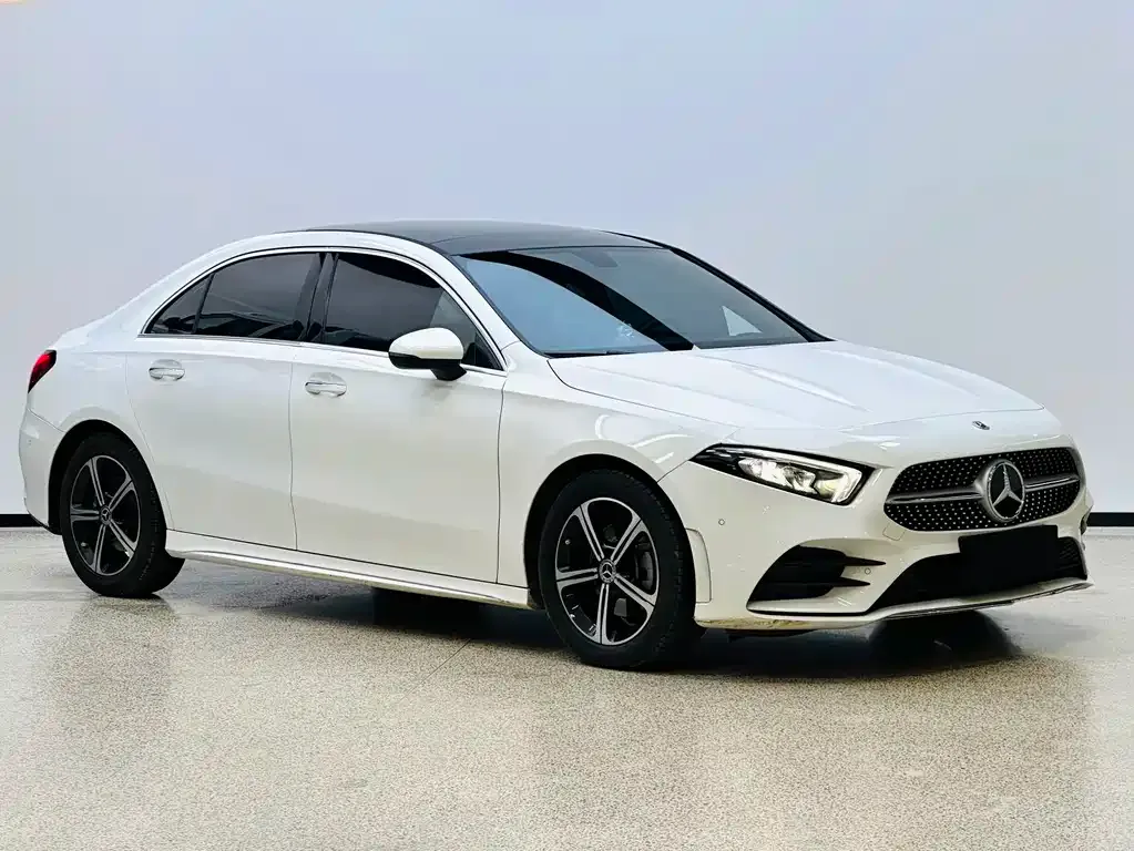 Mercedes-Benz A-Class (Import) 2023 из CN, фото 3