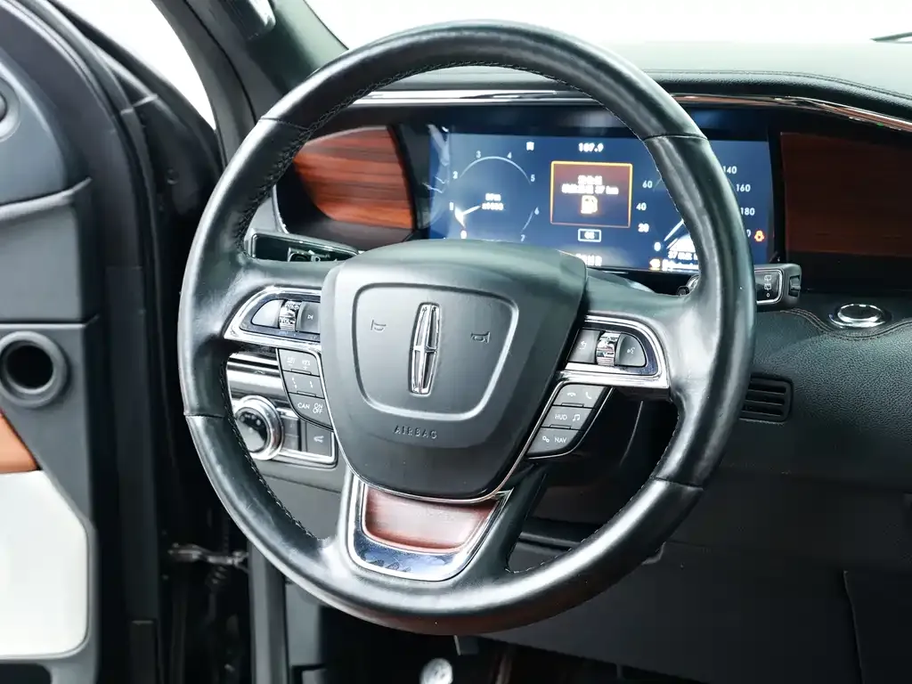 Lincoln Navigator 2022 из CN, фото 10