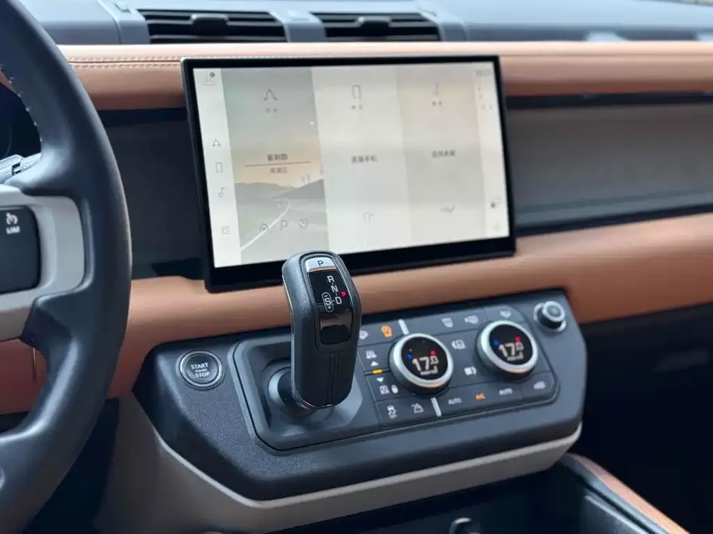 Land Rover Defender 2023 из CN, фото 5