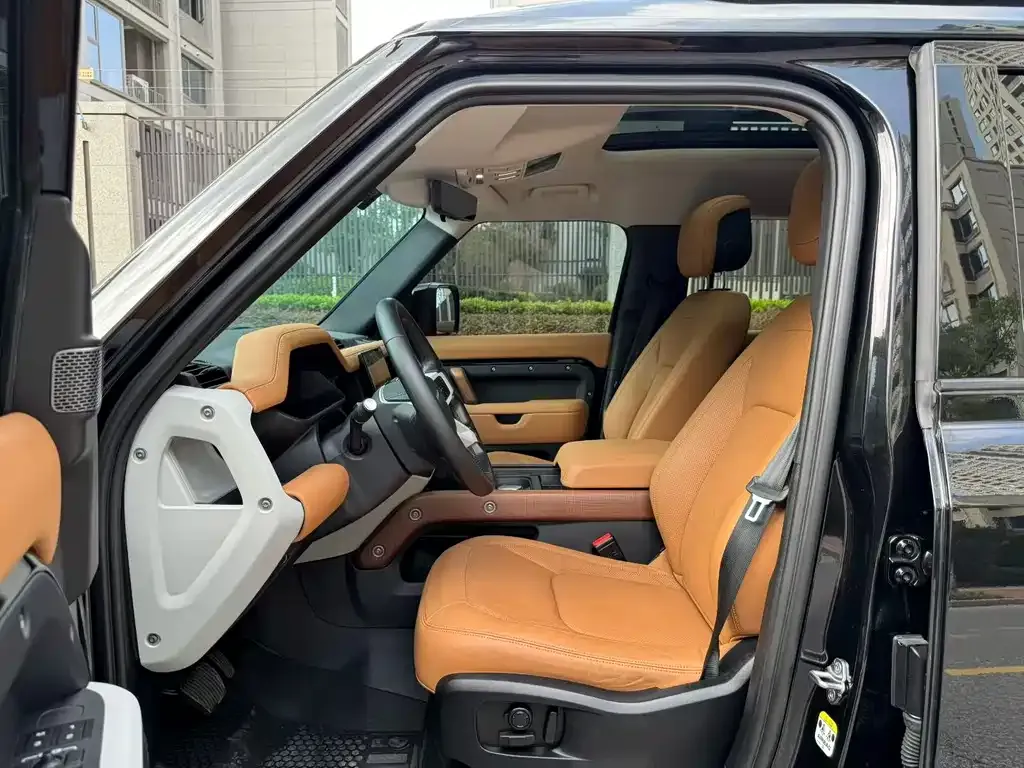 Land Rover Defender 2023 из CN, фото 7