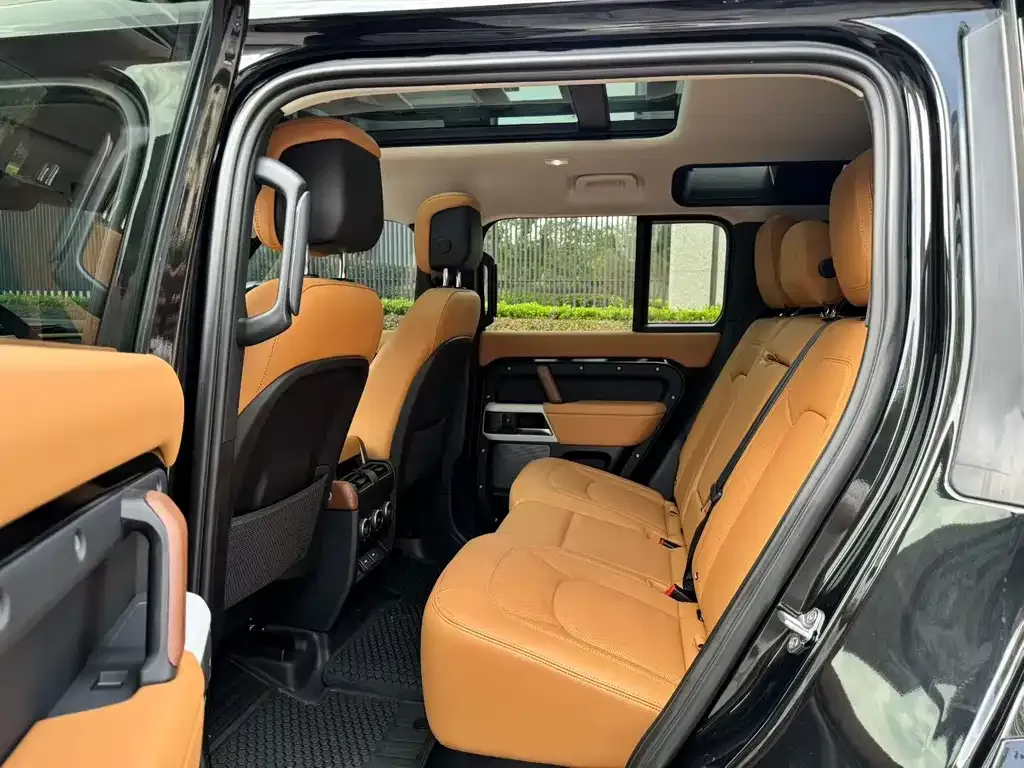 Land Rover Defender 2023 из CN, фото 9