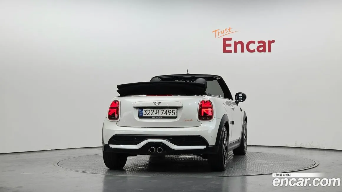 Mini Cooper Convertible 2023 из KR, фото 4