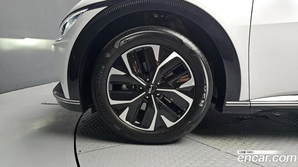Kia EV6 2022 из KR, фото 5